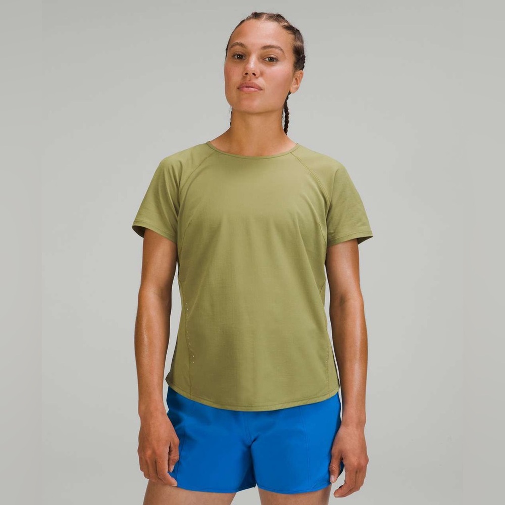 Lululemon Lightweight Stretch Running Short Sleeve Shirt
Bronze Green